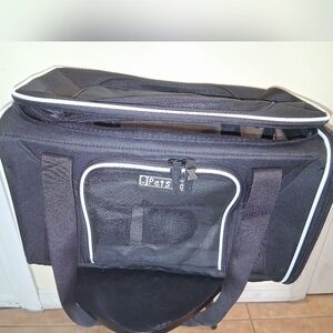 Black Pet Travel Carrier with White Trim NEW